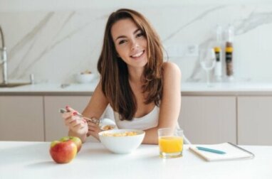 Eliminare il grasso in eccesso mangiando meglio