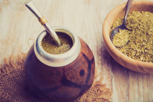 Té y raíz de maca