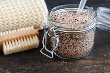 Esfolianti allo zucchero di canna da preparare in casa