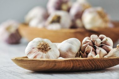 I benefici dell'olio d'aglio