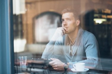 Come smettere di pensare a ciò che può accadere?