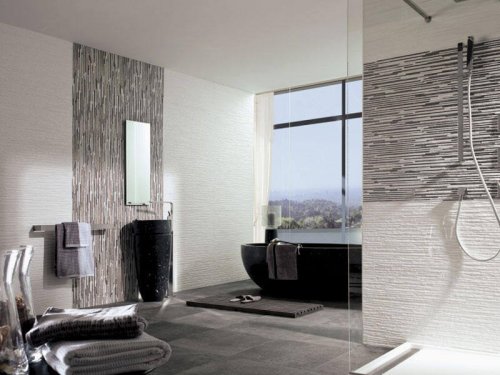 Idee per arredare il bagno: pareti con texture