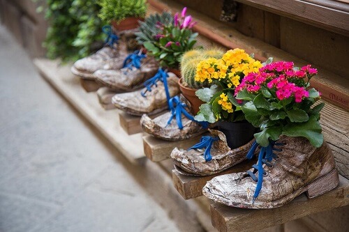 Riciclare le scarpe vecchie: 6 idee sorprendenti