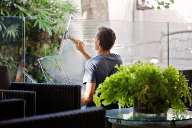 Trucchi per la pulizia della casa: come risparmiare tempo