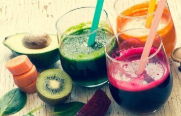 Succhi vegetali per depurarsi dopo gli eccessi a tavola