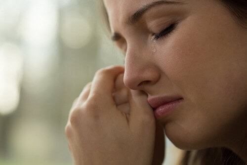Non trattenere le lacrime nei momenti difficili: benefici
