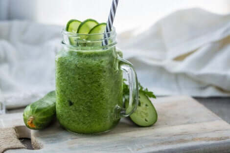 Frullati per dimagrire: succo di cetriolo.