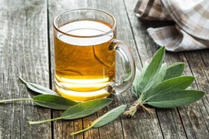 Come depurare i reni con un rimedio di basilico e salvia