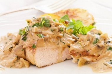 Petto di pollo con salsa di formaggio