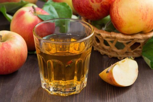 Bevanda a base di aceto di mele