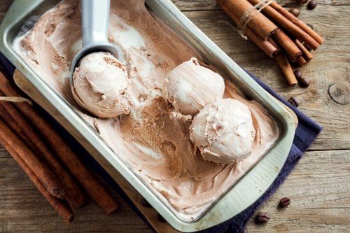 Delizioso gelato alla cannella