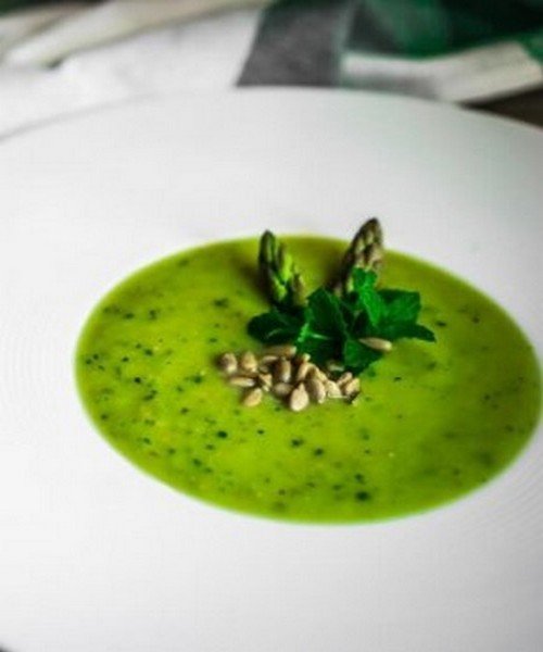 Gazpacho di asparagi verdi