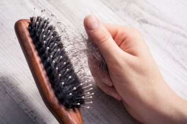 Rallentare la caduta dei capelli con pratici consigli