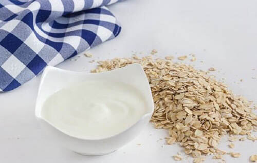 L'avena aiuta a eliminare le macchie ascellari