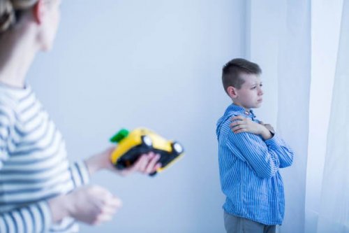 Bambino con mutismo selettivo