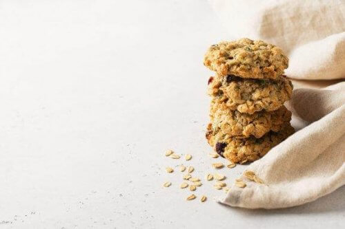 Biscotti di avena senza zucchero né burro