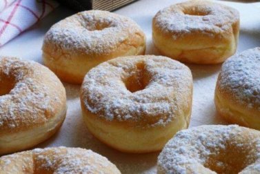 Deliziose ciambelle di arequipe fatte in casa