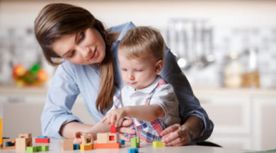 Scegliere la babysitter: 7 consigli utili