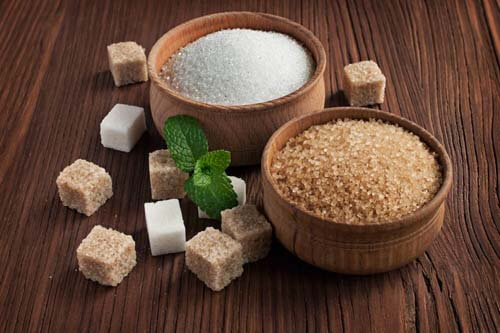 Zucchero nel cibo: come individuarlo e sostituirlo