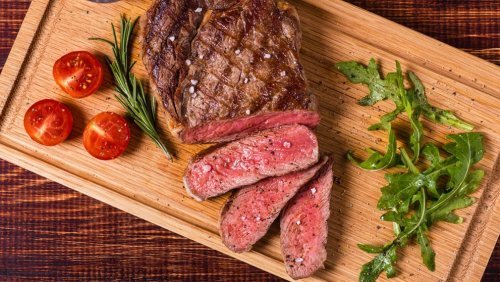 Carne rossa per rinforzare i capelli