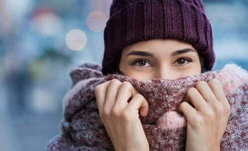 Le donne sentono più freddo degli uomini