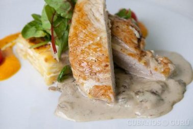 Ricetta del pollo in salsa di formaggio