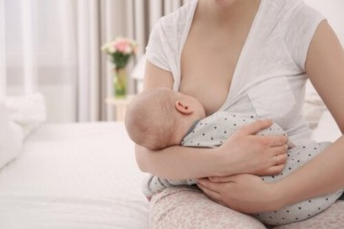 Allattamento al seno: perché è consigliabile?