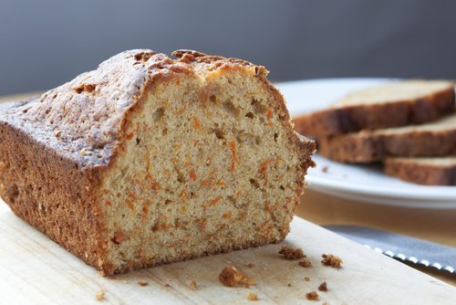 Pane alla banana e carote