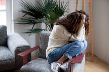 Sindrome della donna maltrattata: come aiutare?