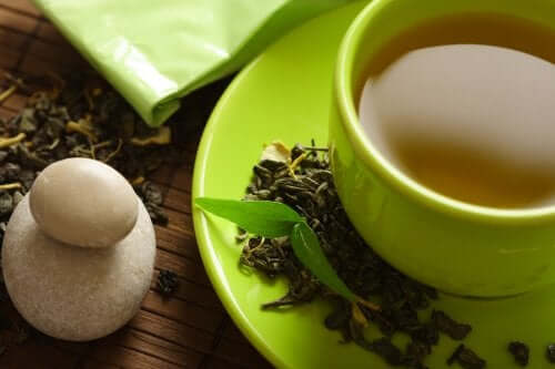 Il tè verde aiuta a dimagrire? Scopritelo!