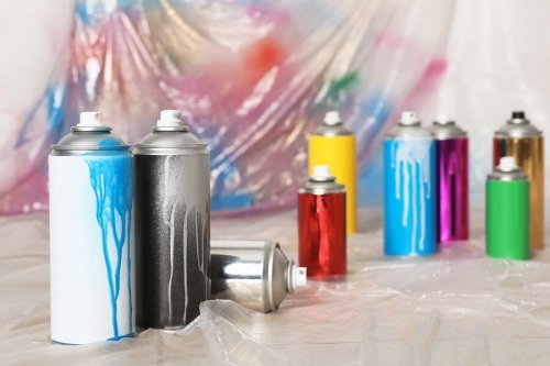 Vernici a spray colorate