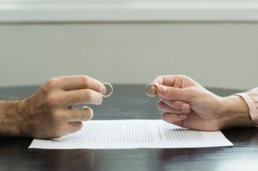 Superare un divorzio traumatico con questi consigli