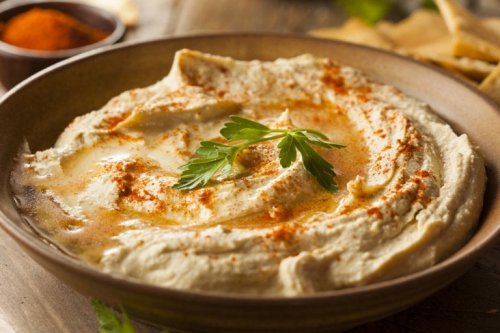 Hummus di ceci con paprika