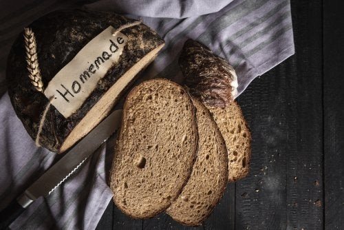 Pane casareccio a fette