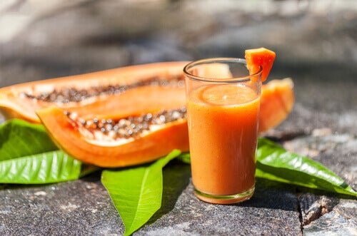 Smoothies di papaya e avena