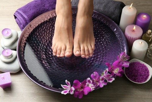 Pediluvio contro il bruciore ai piedi