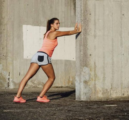 Stretching dei polpacci