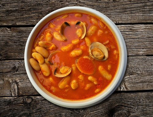 Zuppa di fagioli con le vongole