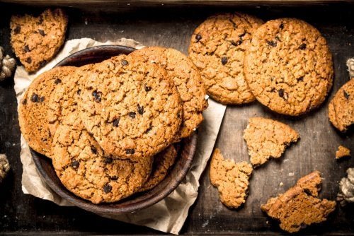 Biscotti avena e cioccolato
