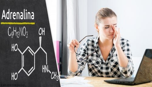 Ragazza che avverte gli effetti collaterali dell'adrenalina