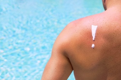 Esposizione al sole: 4 effetti nocivi sulla pelle
