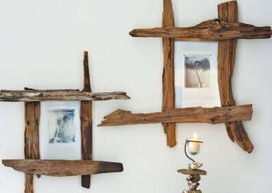 Cornici per foto realizzate con vecchi pezzi di legno