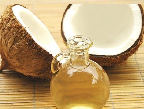 Olio di cocco e argilla per capelli più luminosi