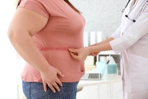 Visita medica per prevenire obesità e sovrappeso