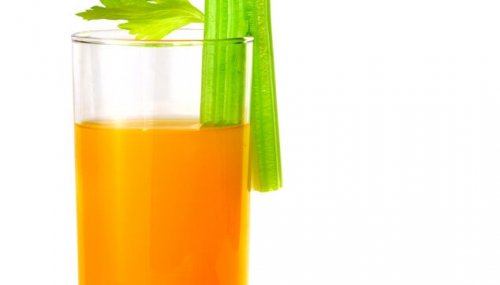Frullato arancia e sedano