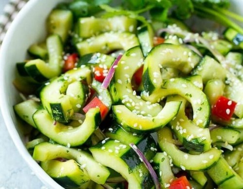 Insalata di cetriolo.