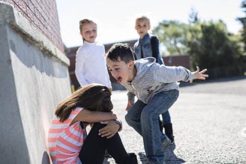 Aggressioni verbali a scuola