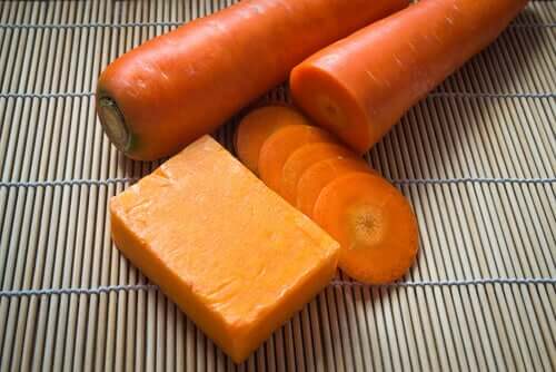 Sapone alla carota: ricetta fai-da-te
