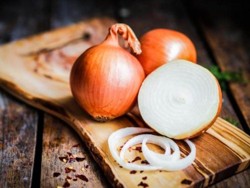 Cipolle bianche per trattare la otite
