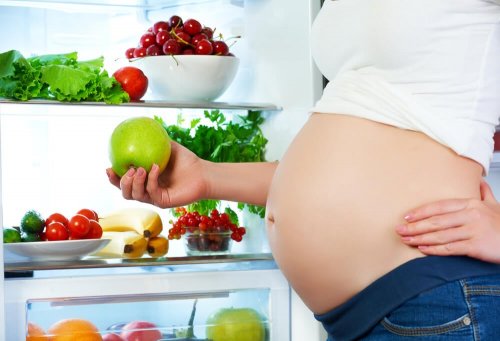 Come mangiare durante la gravidanza